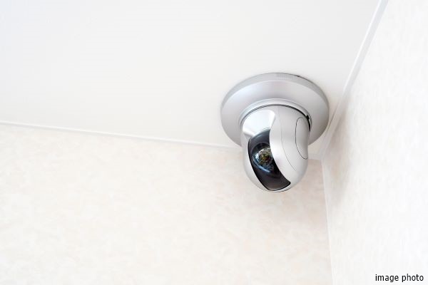 エレベーターの防犯カメライメージ｜パークハウス千里中央